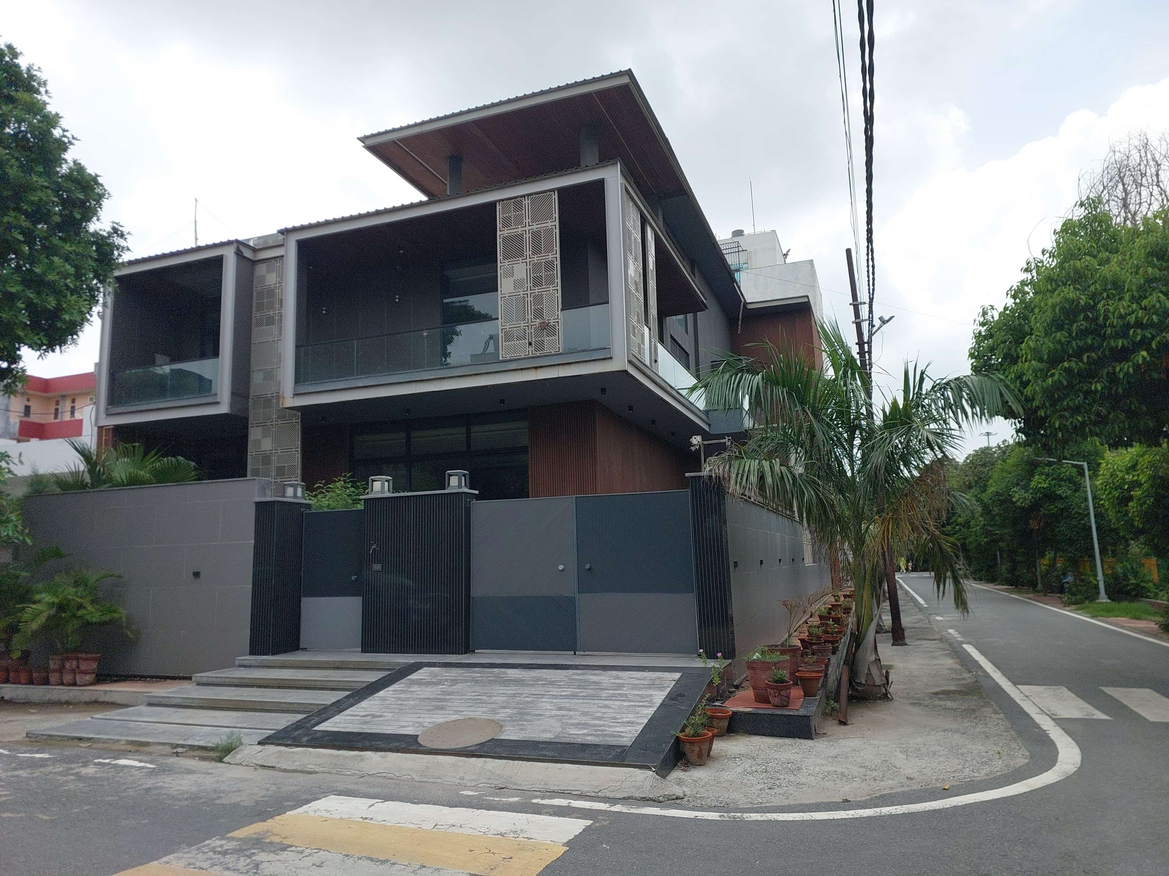 Kothi For Sale In Noida