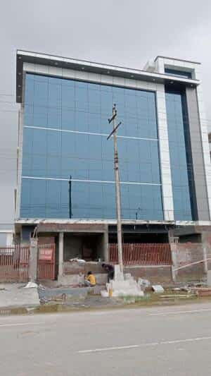 Pre leased Industrial Building for Sale – Sector 63, Noida