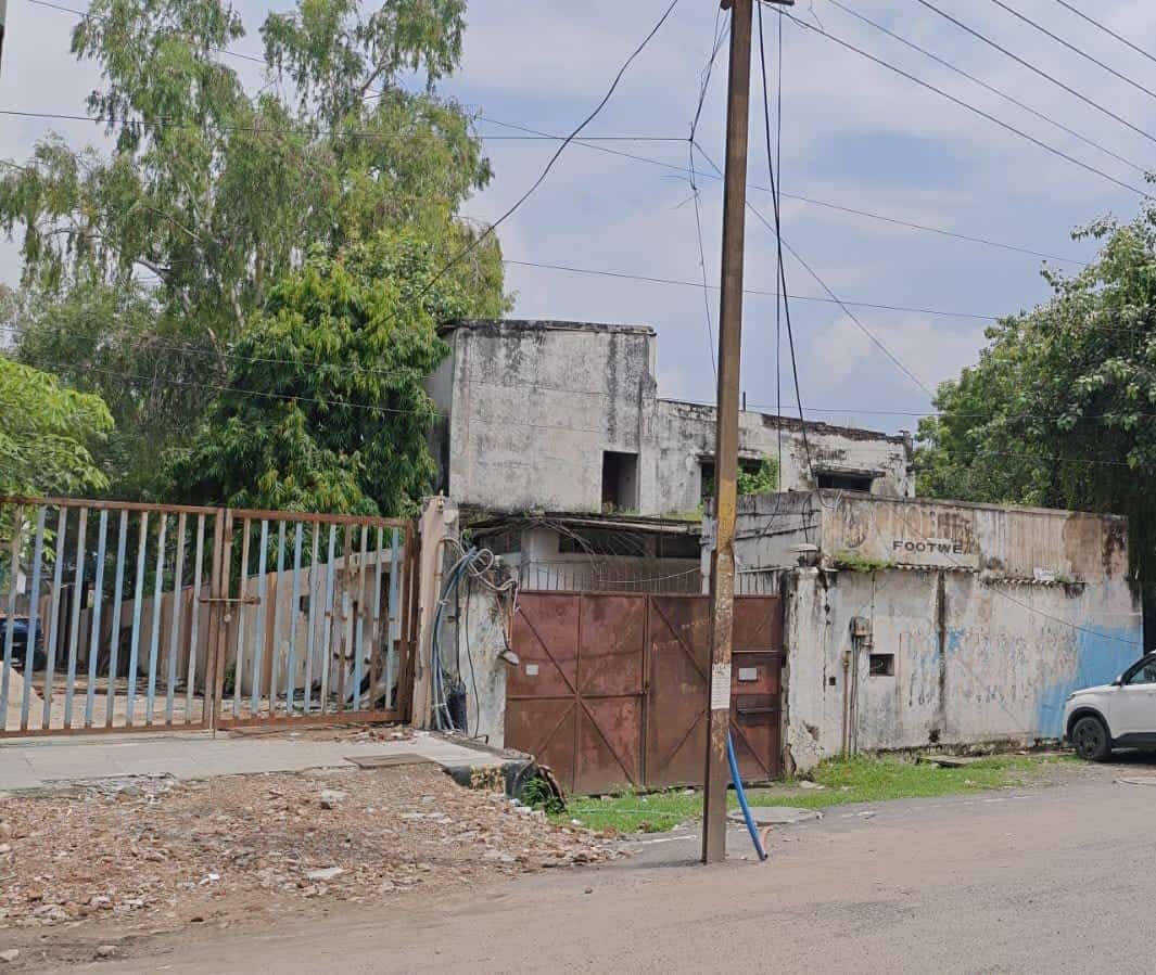 Plot For Sale in Noida