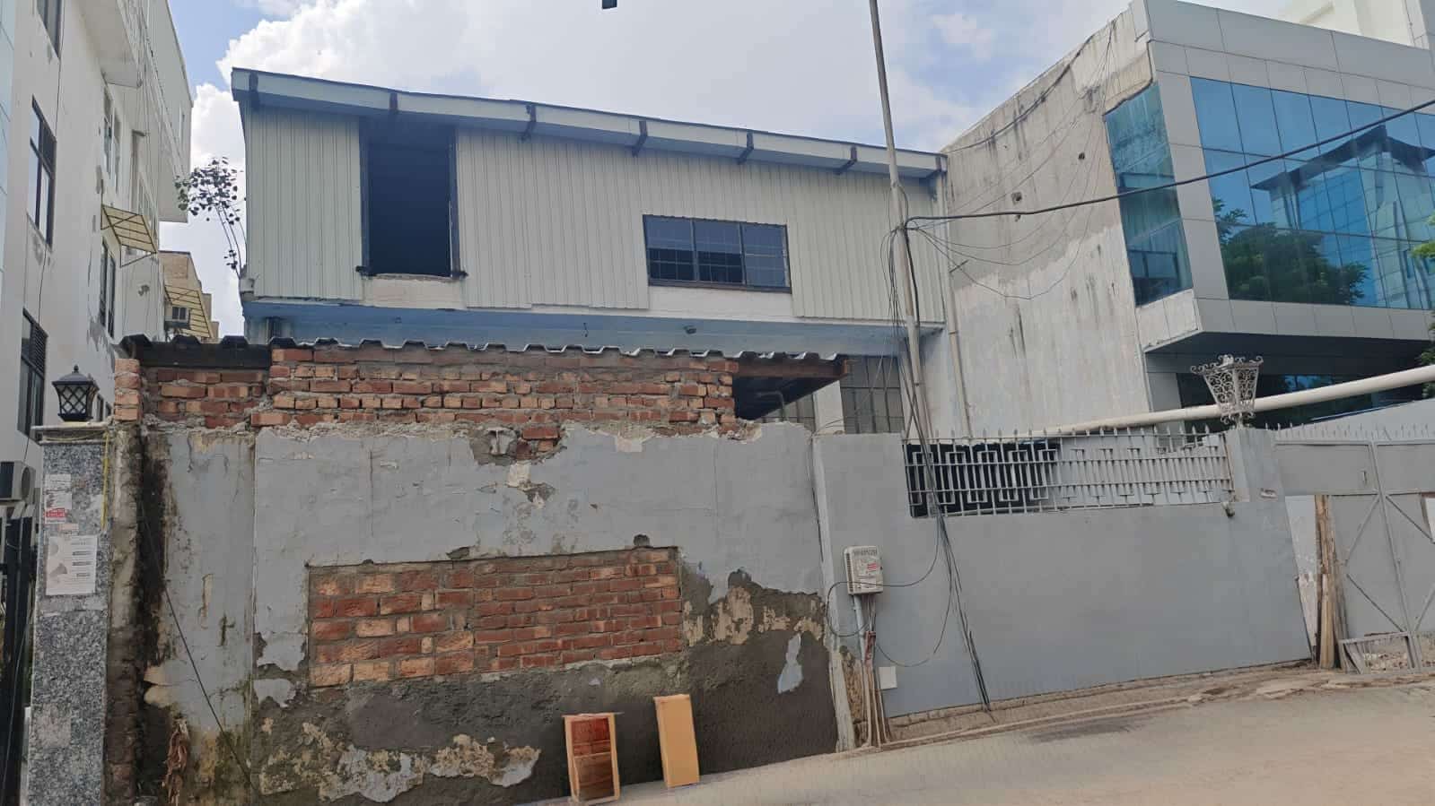 Plot For Sale in Noida Sector 4