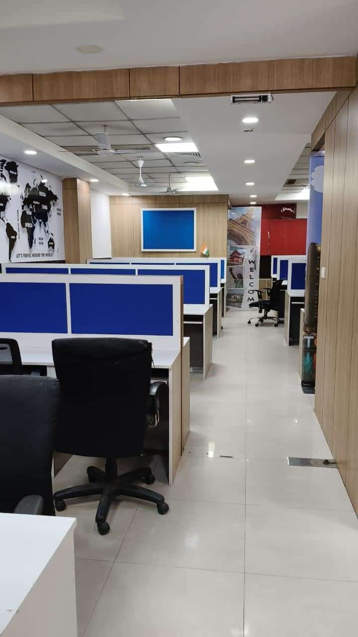 Commercial Office For Sale in Wave Silver