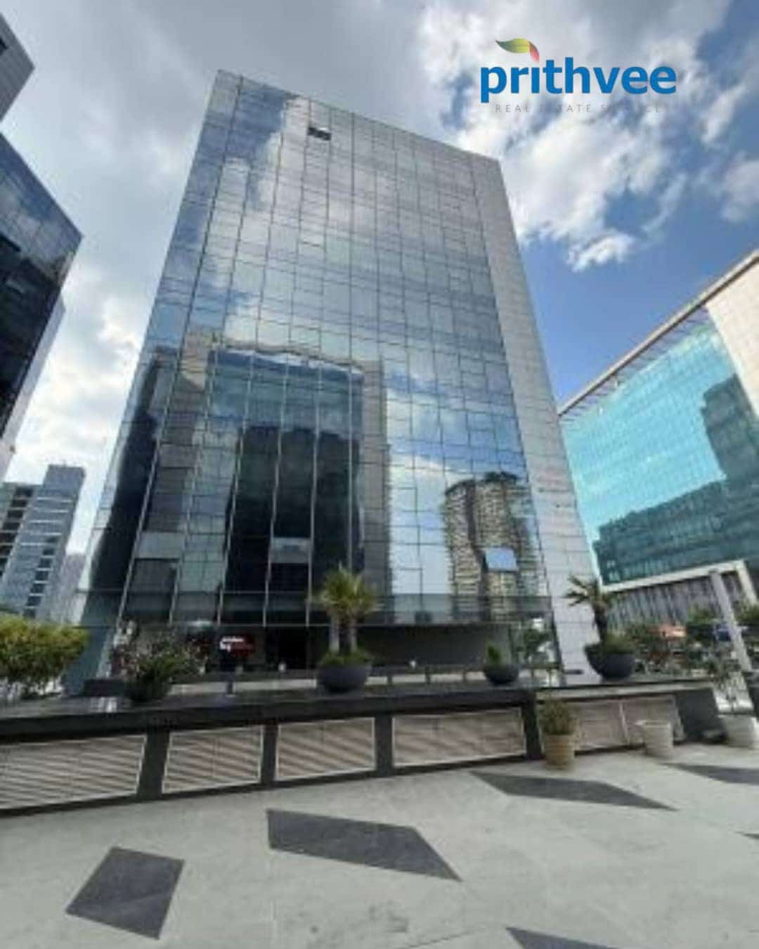 Industrial Factory For Sale in Noida