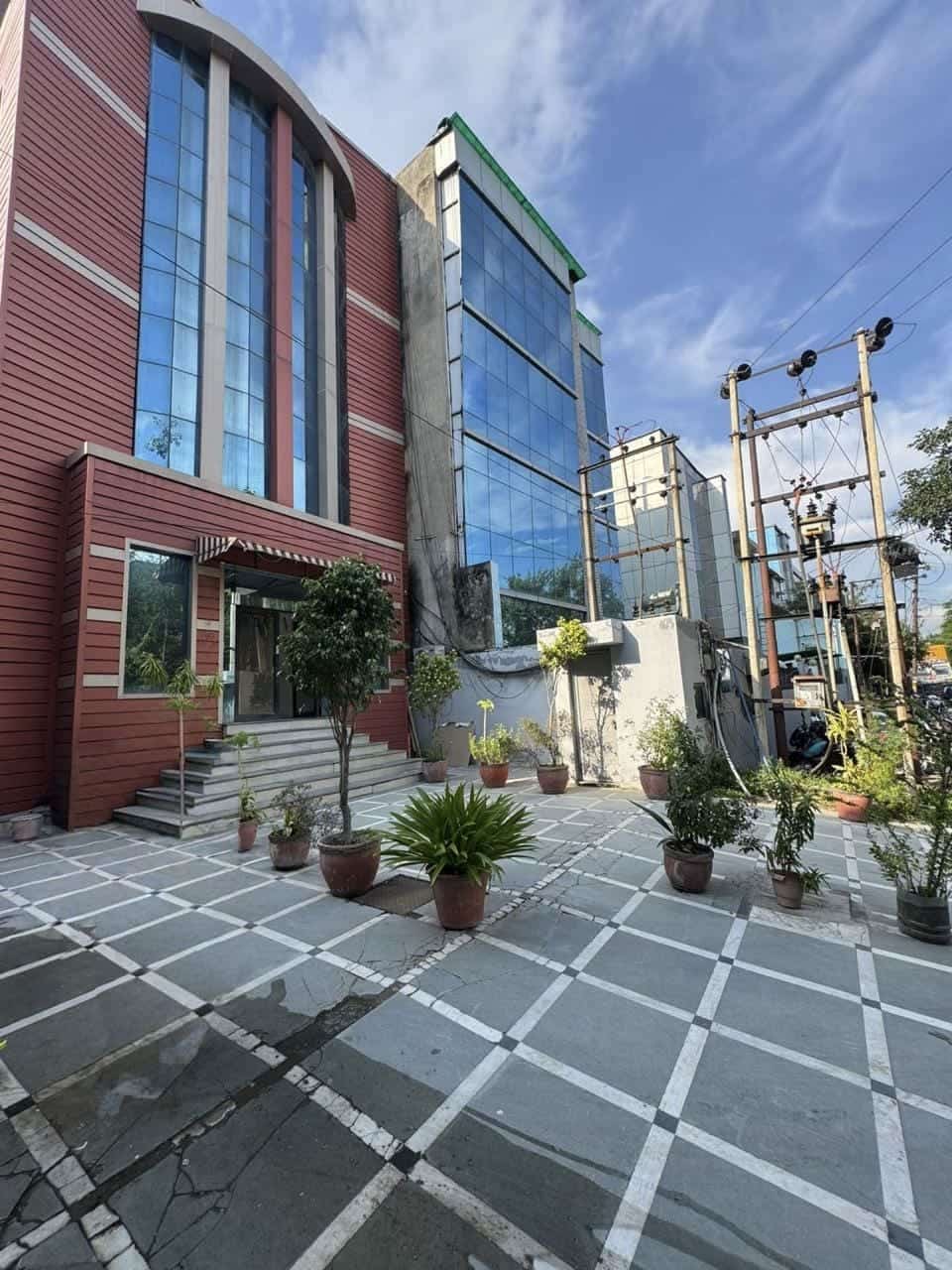 450 Sq. Mtr. Industrial Building For Sale