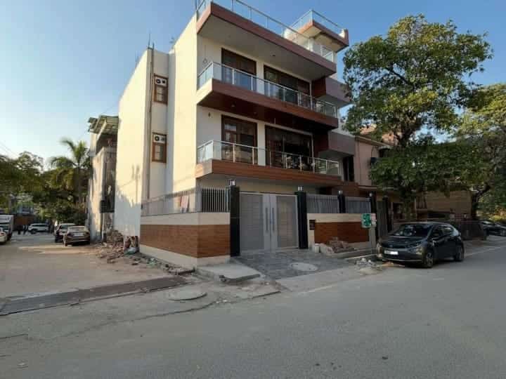 Luxury Kothi For Sale in Prime Location