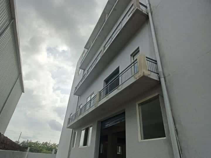 Commercial Building for Rent
