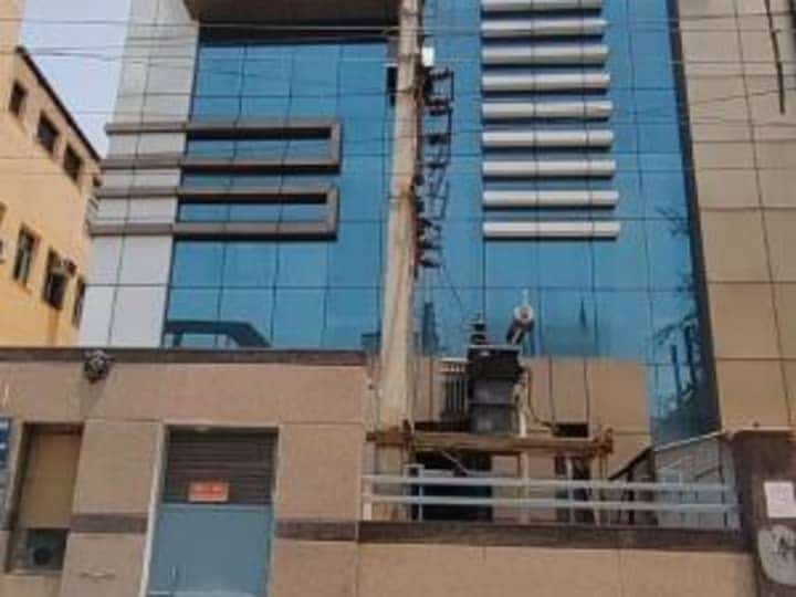 Industrial Building for Resale in Sector-63 Noida