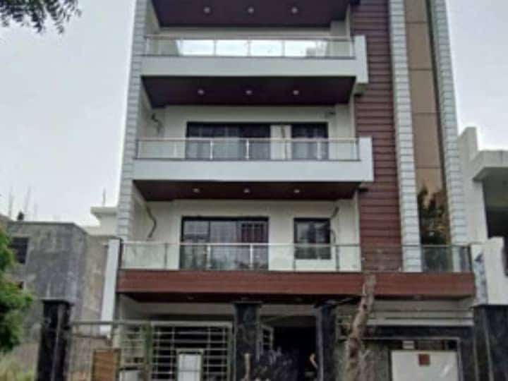 Kothi For Sale In Noida