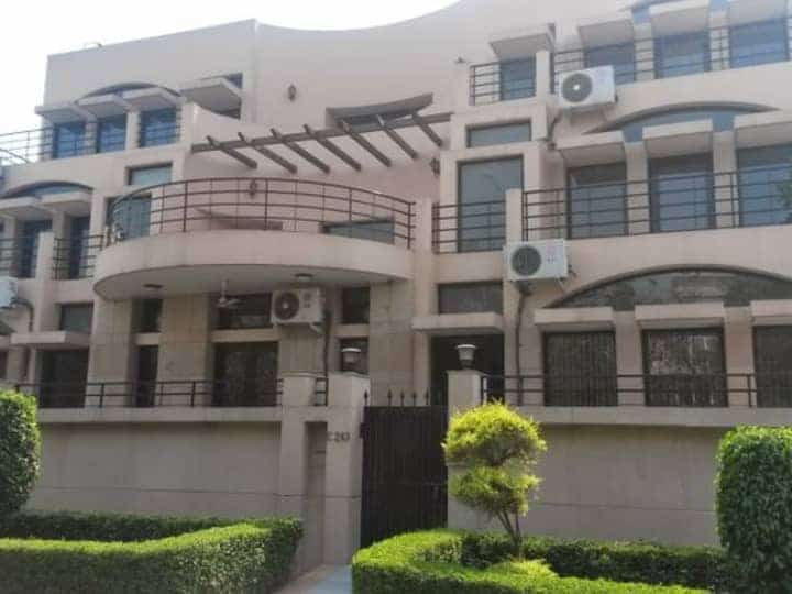 Kothi For Sale In Noida
