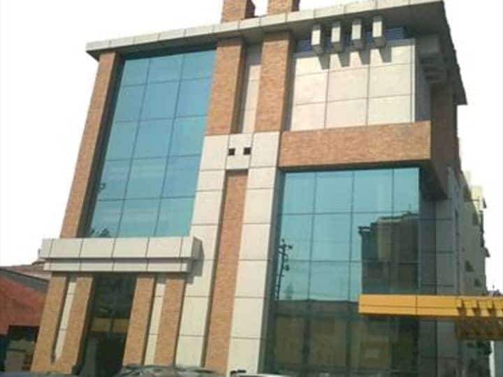 Factory For Sale in Noida