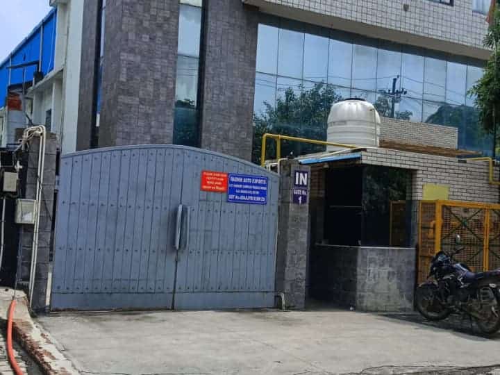 Industrial Building for Sale