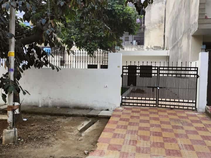 Plot For Sale In Noida
