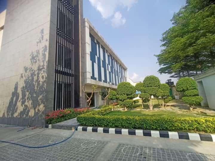 Industrial Plot for Lease in Noida