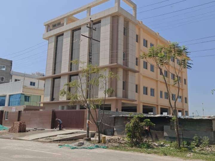 Industrial Building For Sale in Noida