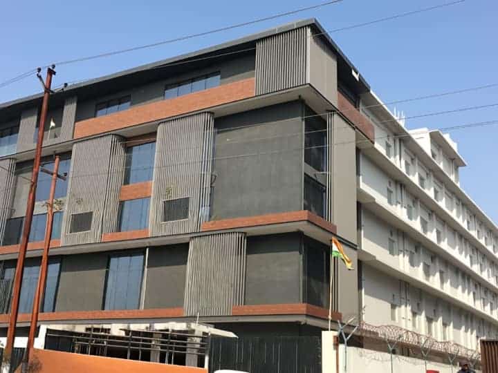 Industrial Building For Sale in Noida