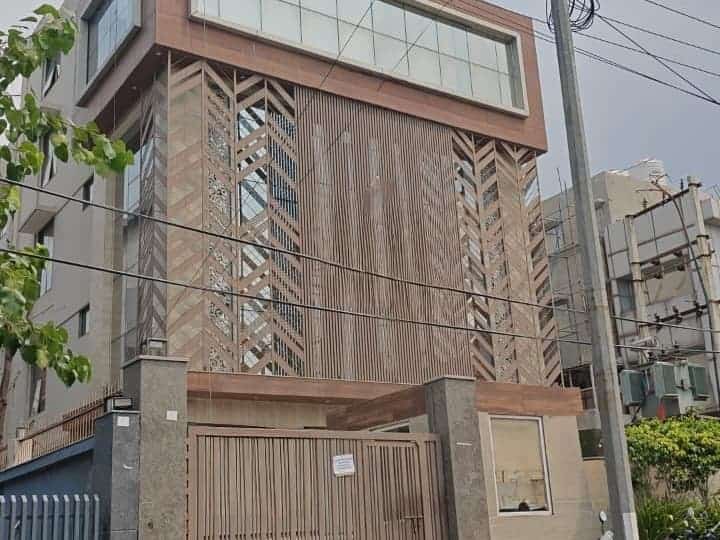Industrial Building For Sale