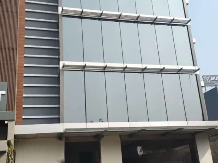 Commercial Building for Rent in Noida