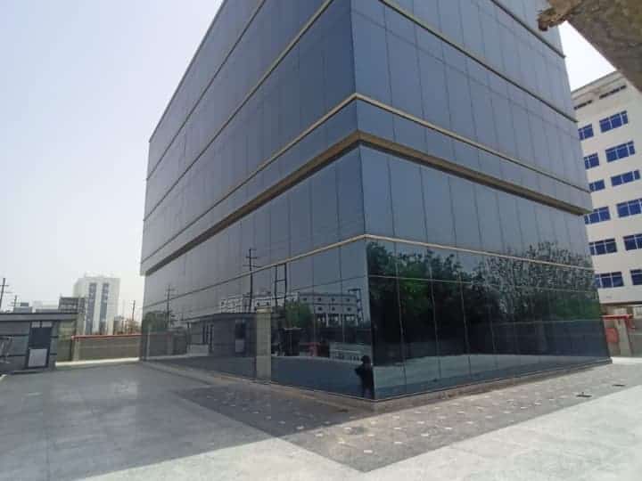 IT Commercial Building For Sale