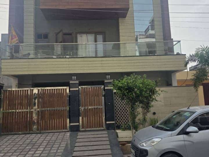 Kothi For Sale In Noida