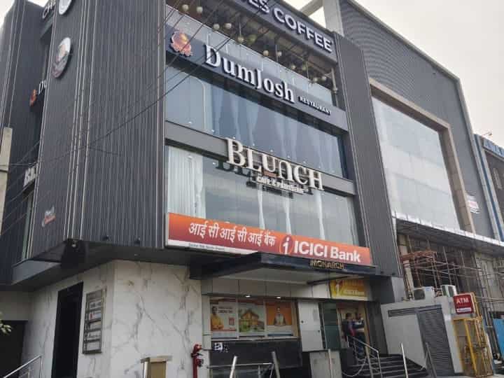 Commercial Building For Sale