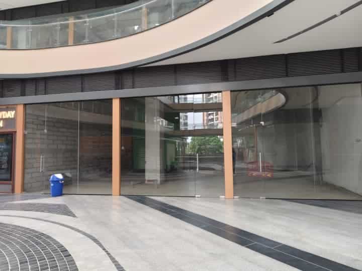 Commercial Building For Sale