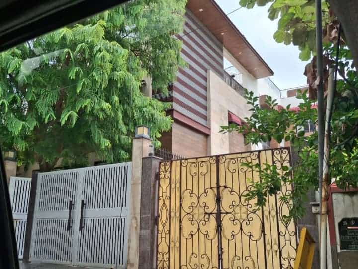 Kothi For Sale In Noida