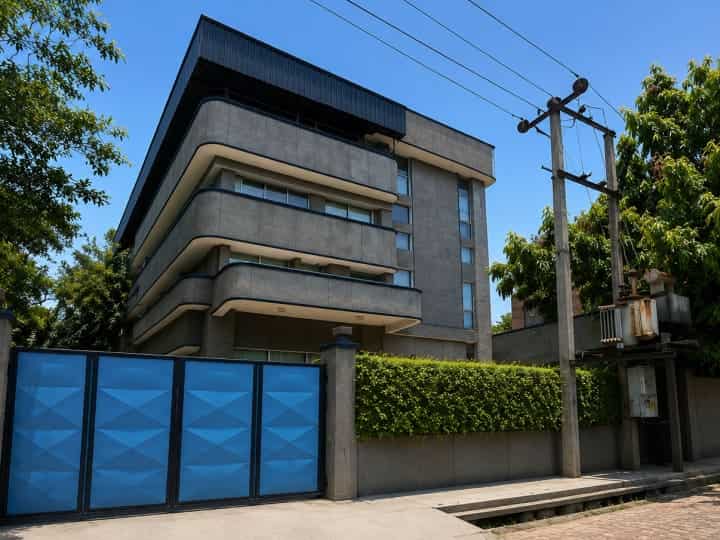 Industrial Office Building for Sale in Noida Sector 2