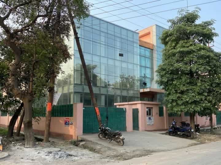 Industrial Building for Sale in Sector 63, Noida