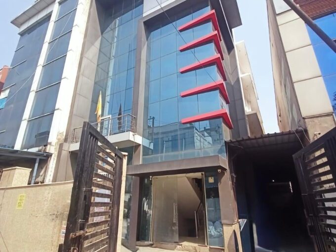 Factory for Sale | Noida sector – 63 | 250 Sq mtr |  7.25.cr