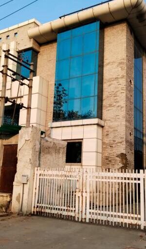 Factory for Sale | Noida sector – 80 | 450 Sq mtr | 6.75 Cr.